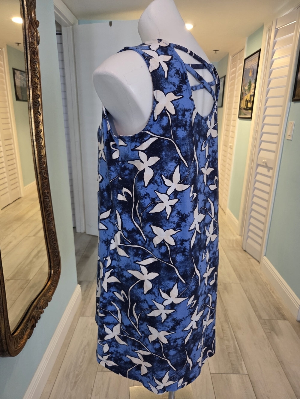D&co Beach Blue Hawaiian Dress - Picture 3 of 5